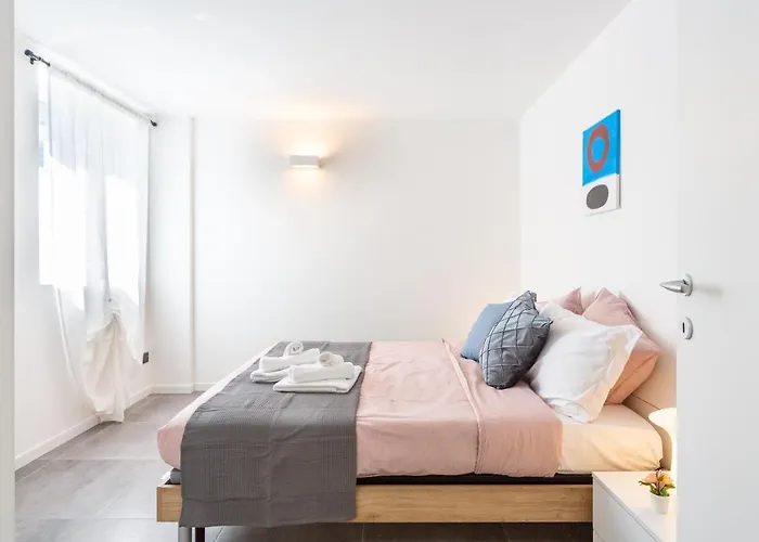 Khl Apartments